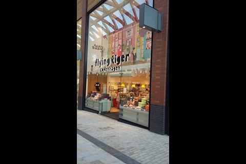 Flying Tiger, Bracknell